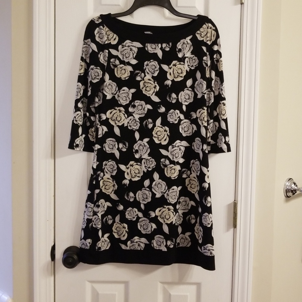 White house black market dress size Small
